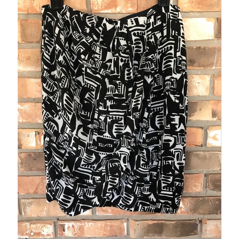Chaus Wrap Front Skirt   Size 6